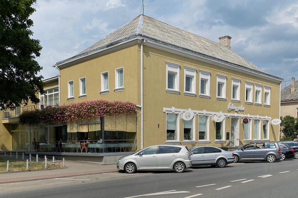 Brut Wine Hotel Zarasai Exterior foto
